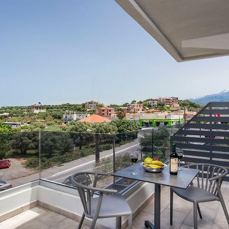 كاتو ذاراتسو Aequor Luxury Rooms & Apartments المظهر الخارجي الصورة