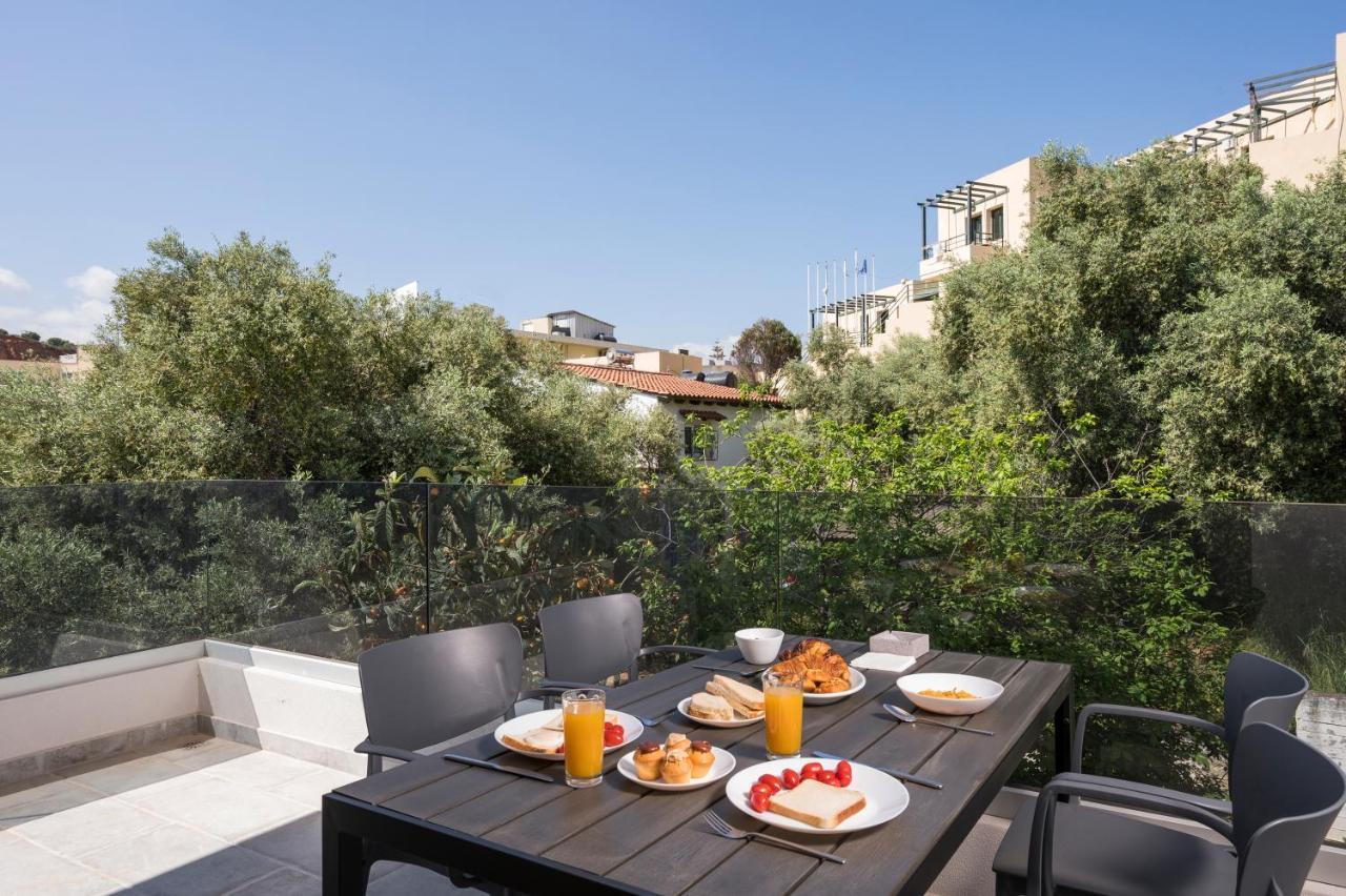 كاتو ذاراتسو Aequor Luxury Rooms & Apartments المظهر الخارجي الصورة