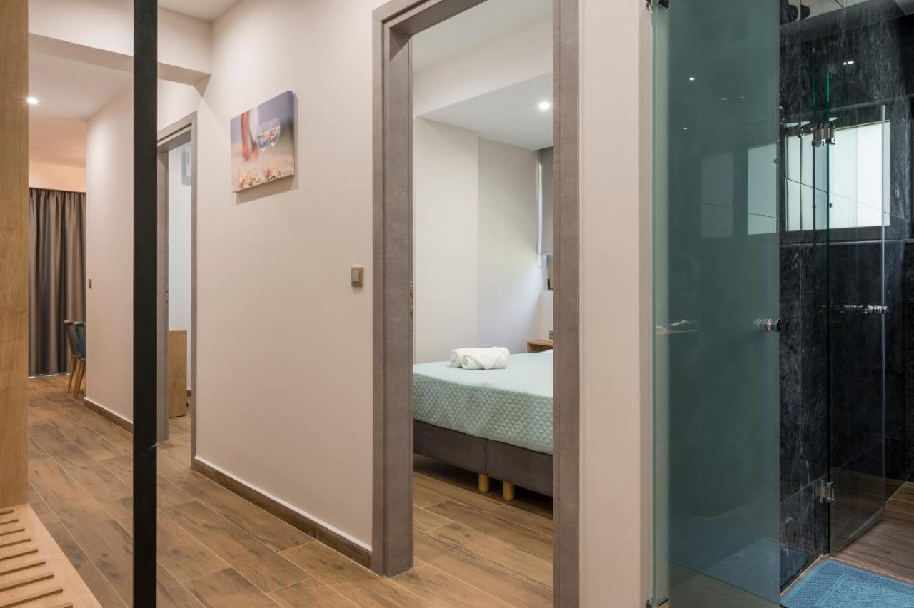 كاتو ذاراتسو Aequor Luxury Rooms & Apartments المظهر الخارجي الصورة